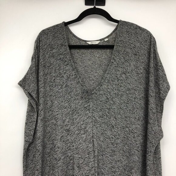 Reitman's Grey & White Marled cap Sleeve draped knit front top Plus size 2x - Picture 4 of 16